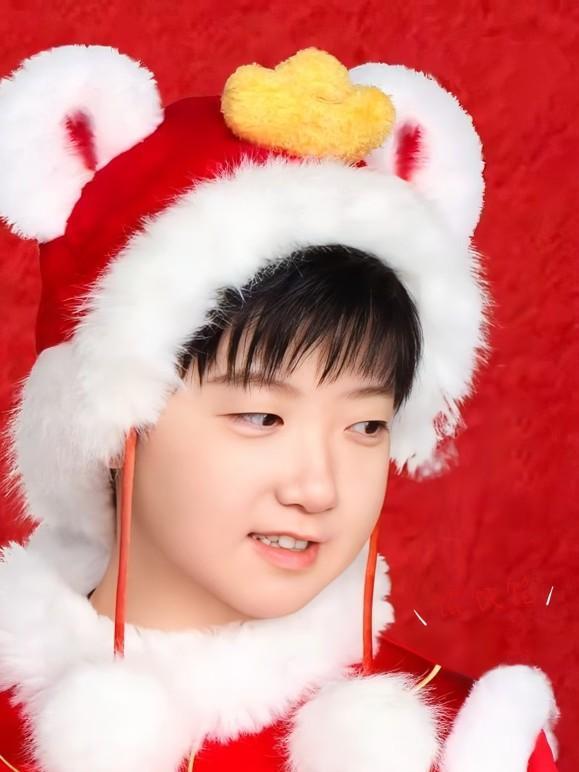 孙颖莎估计回家过年了因为细心的网友已经发现孙颖莎今天发的视频后，她的地址显示