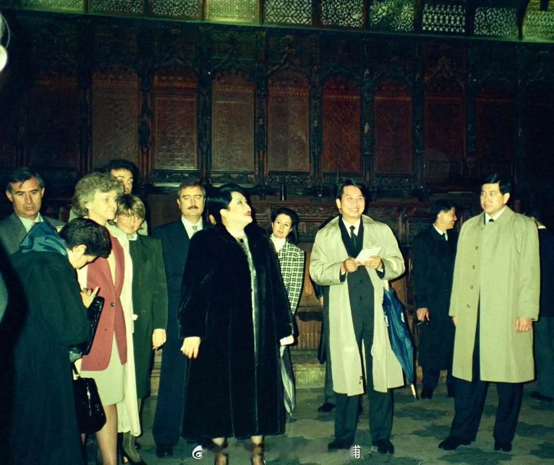 王室王室泰国王室暹罗往事老照片：前大使纳里斯罗的一段回忆。前外交官纳里斯罗在他