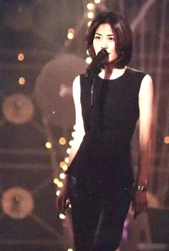 96年的王菲真是美翻了...