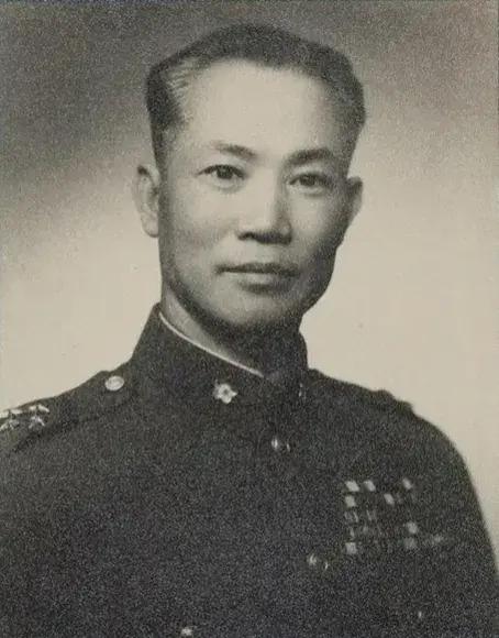 陈诚打仗确实一般，在东北也是惨败收场，但说他丟了东北，还是有失公允的，因为杜聿明