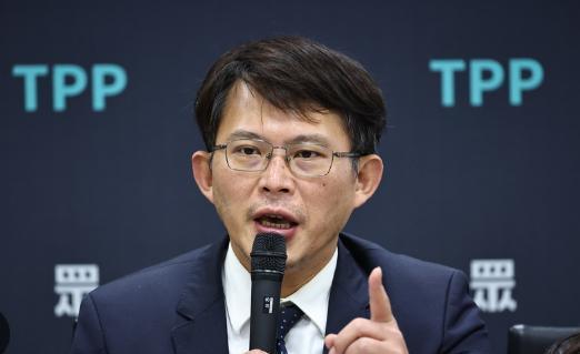 民众党提立院延会黄国昌呛民进党：急着去搞罢免？立院会期每年2次，自行集会，
