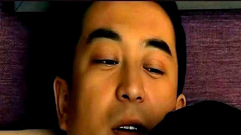 15年前我们骂海藻，仅仅因为她不想再花12.3年攒首付。现在重看《蜗居》，戳破