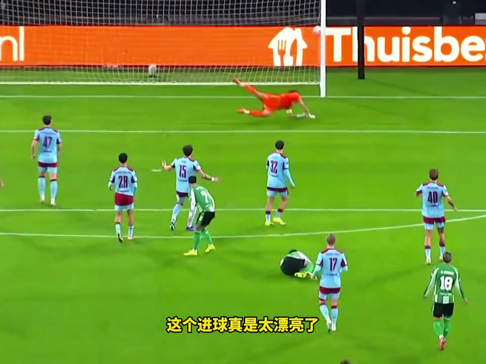 圆神震撼欧战赛场：世界波+传射建功，天外飞仙表现惊艳