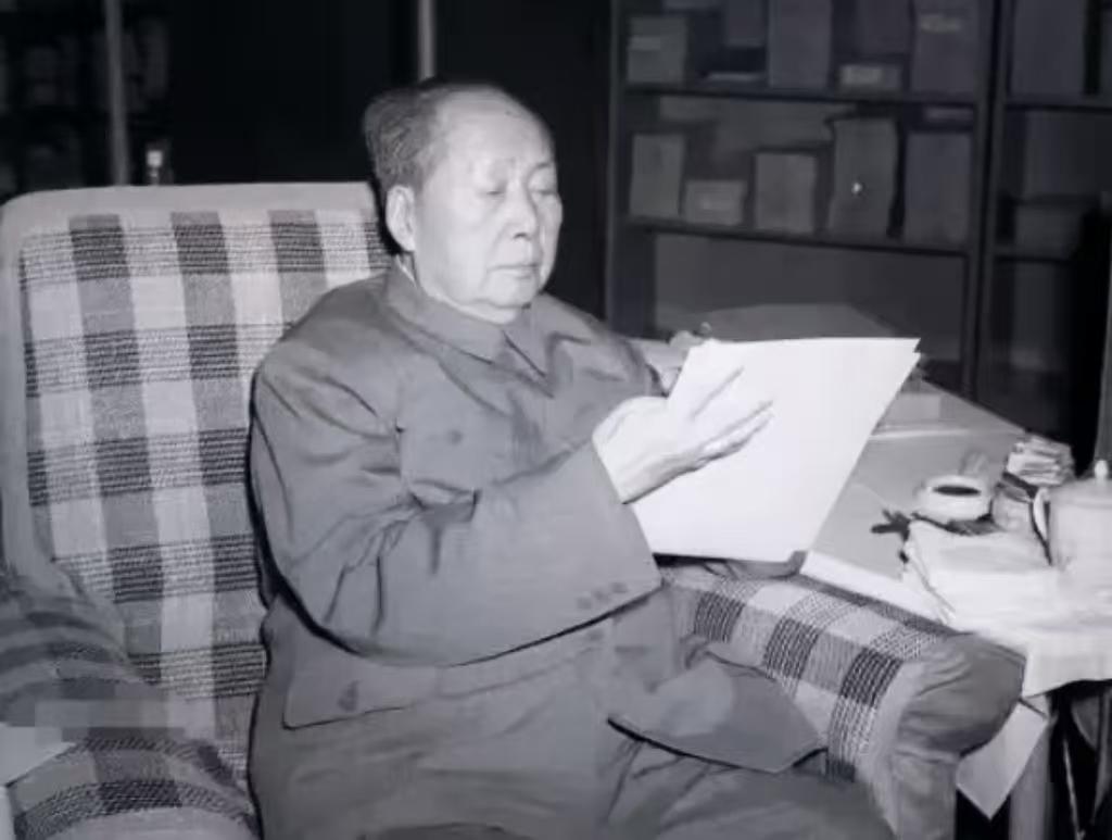 毛主席的五大遗憾： 一：没有活到100岁他曾对工作人员说：“七十三八十四，