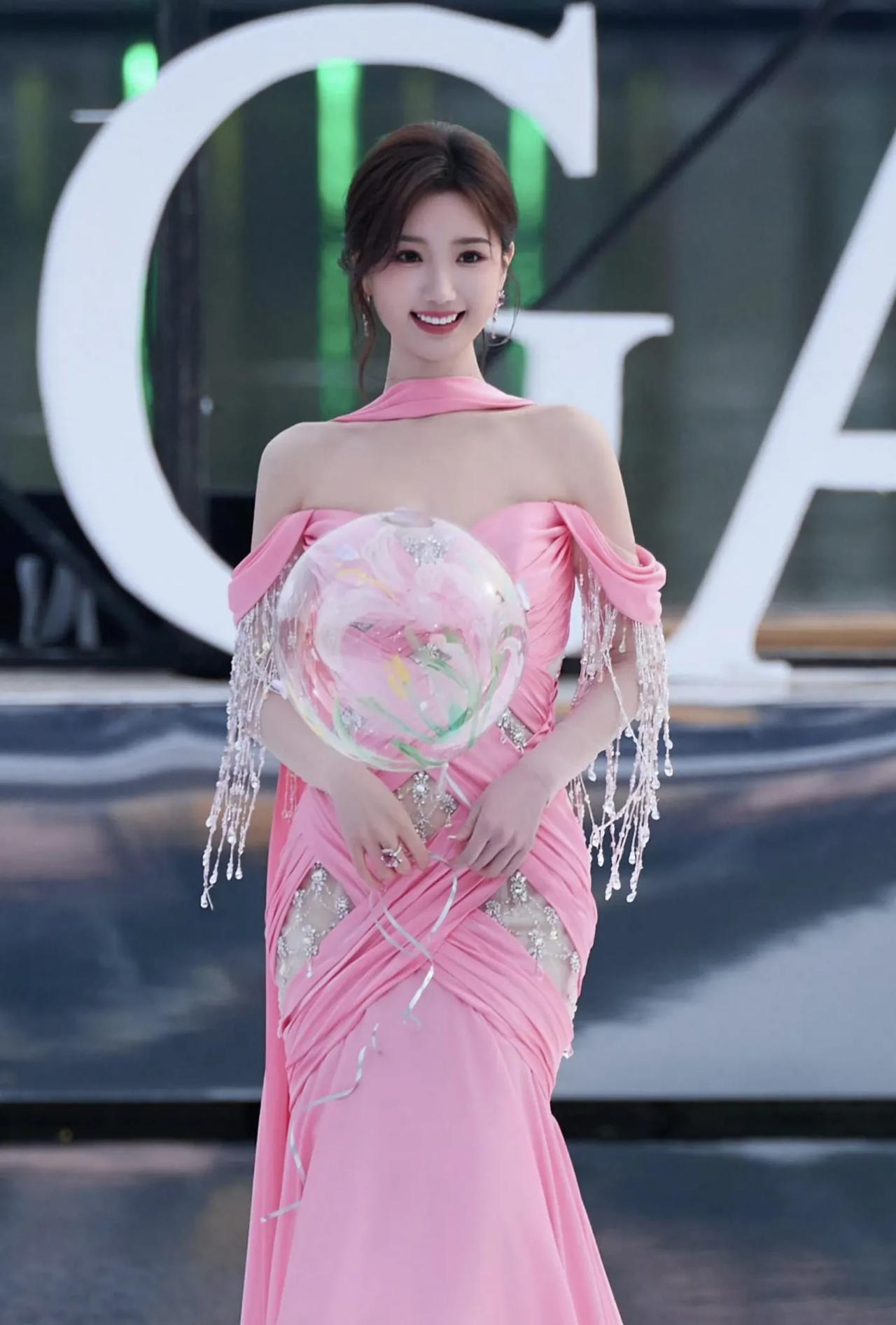 毛晓彤美图分享毛晓彤毛晓彤写真照毛晓彤壁纸大同毛晓彤毛晓彤写真毛晓彤天