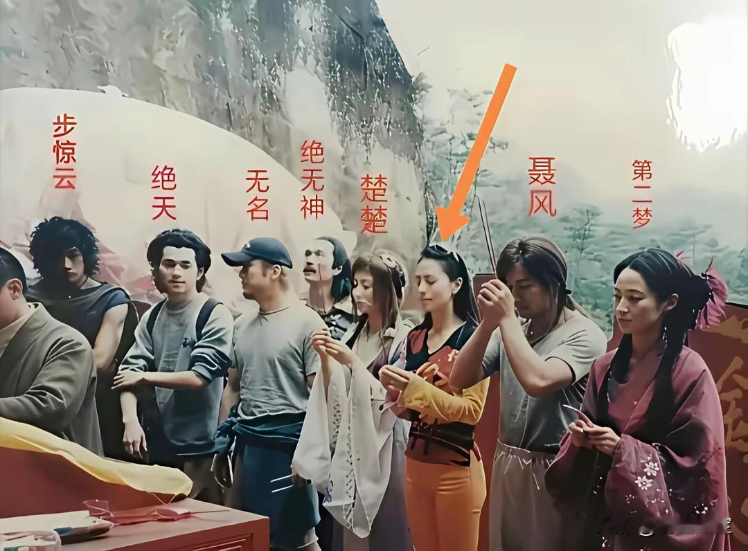 我敢打赌，没有人能猜出来这个女孩子是谁！[呲牙笑][呲牙笑]