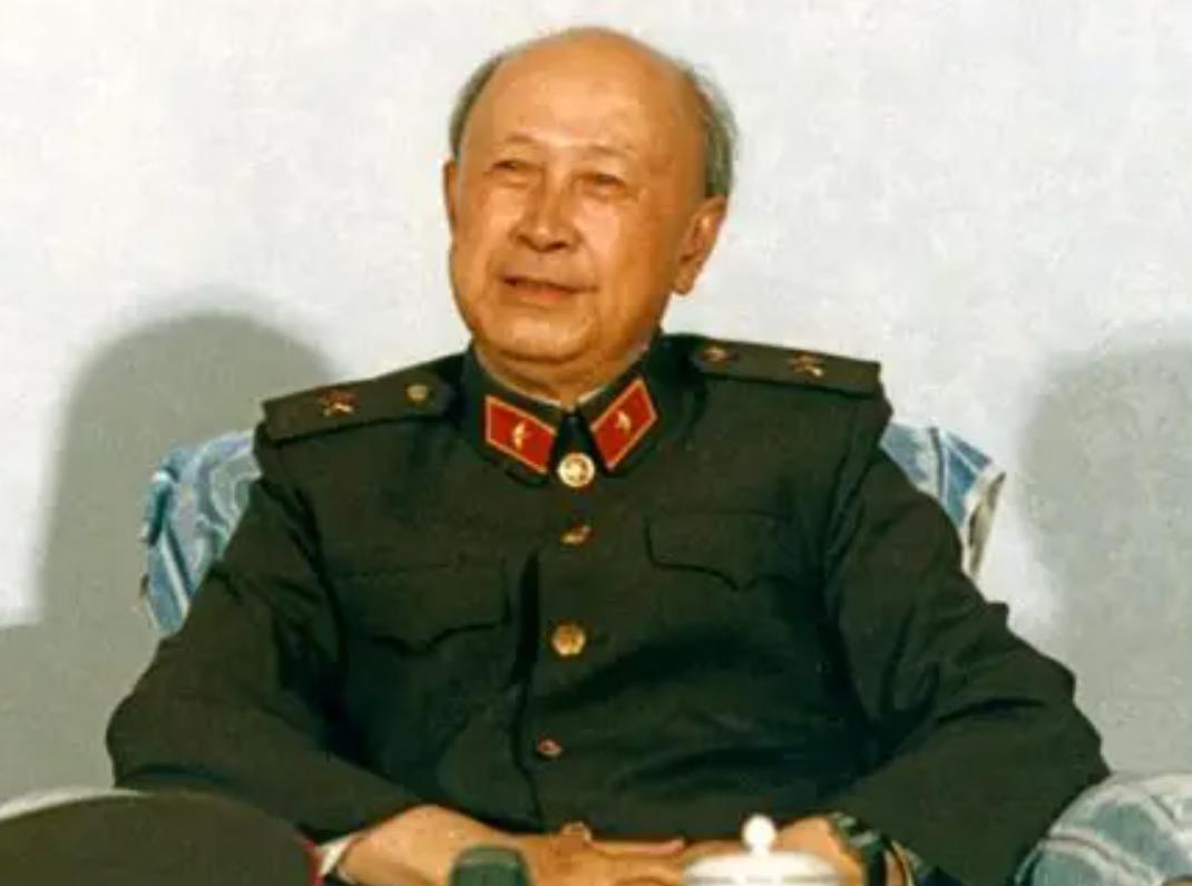 为了保护钱学森，级别有多高？钱学森回到祖国那天，是一九五五年十月八日。船靠