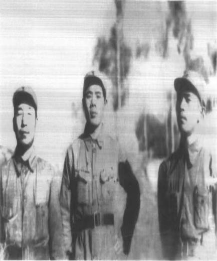 1982年，河北老太太张翠萍，临终前紧紧拉住儿子他的手，再三叮嘱：“你记住，我死