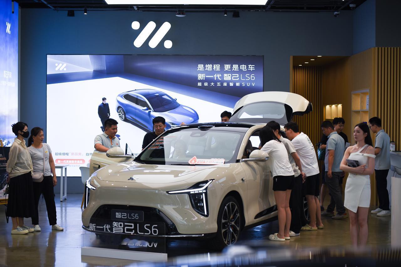 新一代智己LS6——都市出行的梦幻座驾！新一代智己LS6全国试驾开启啦，这