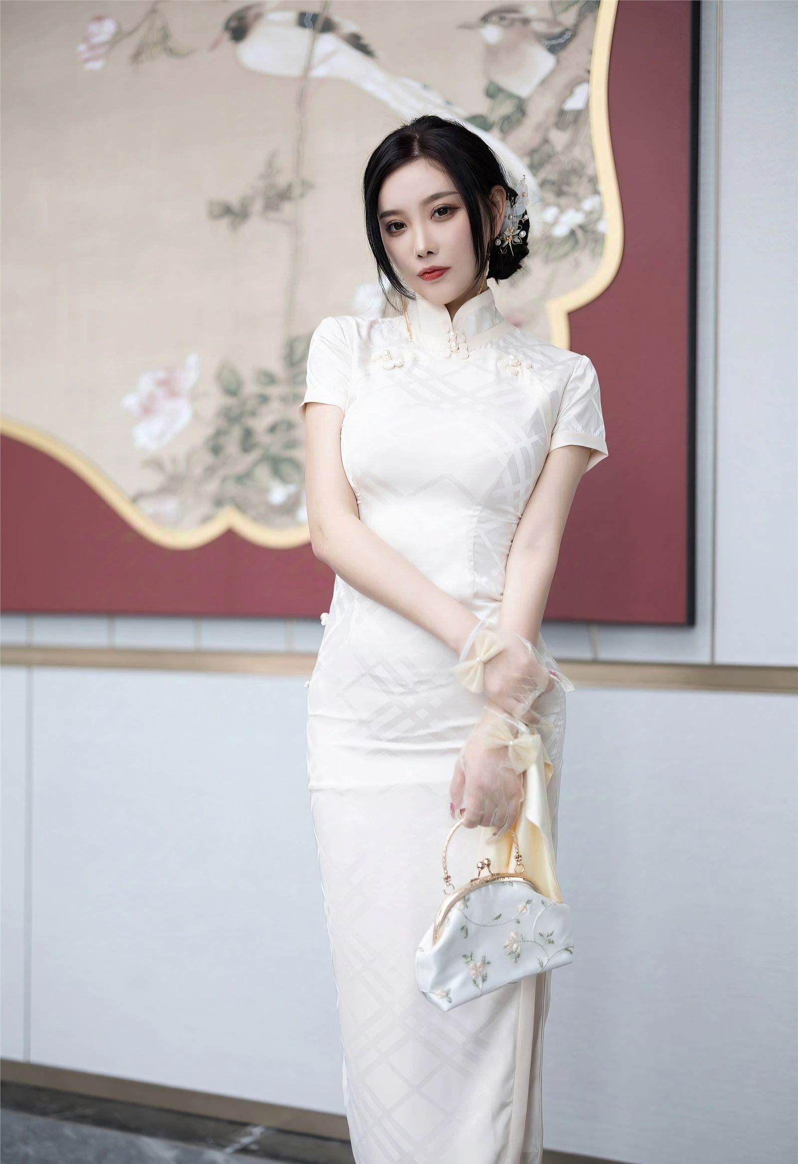 模特杨晨晨，圆润饱满，完美腰臀，这身材谁顶得住！#中国女孩身上的东方韵#女人