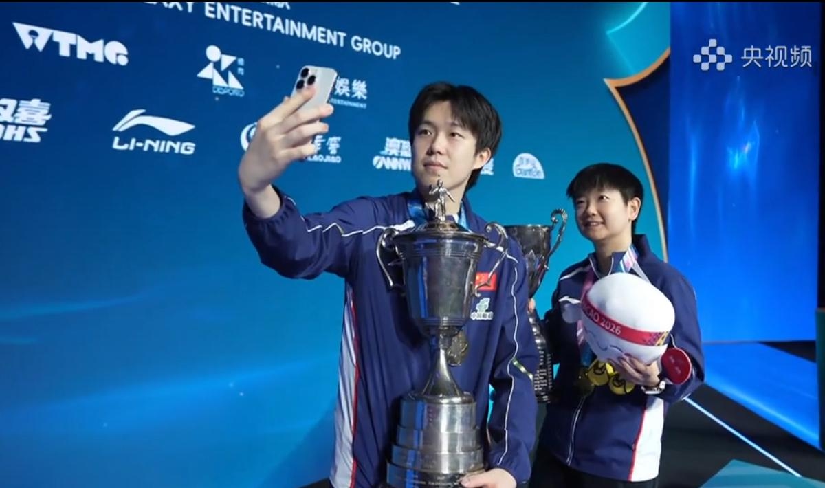 恭喜莎头顶峰相见！刚刚看完颁奖典礼，真怕他们过五关斩六将，只为顶峰干一仗[捂