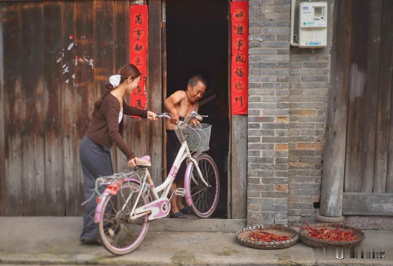 回家分享一张你在古镇拍的照片