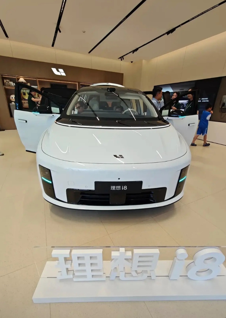 李想：我们没有小米那样的人气！理想i8预售公布之际，李想同学说：我们没有小米
