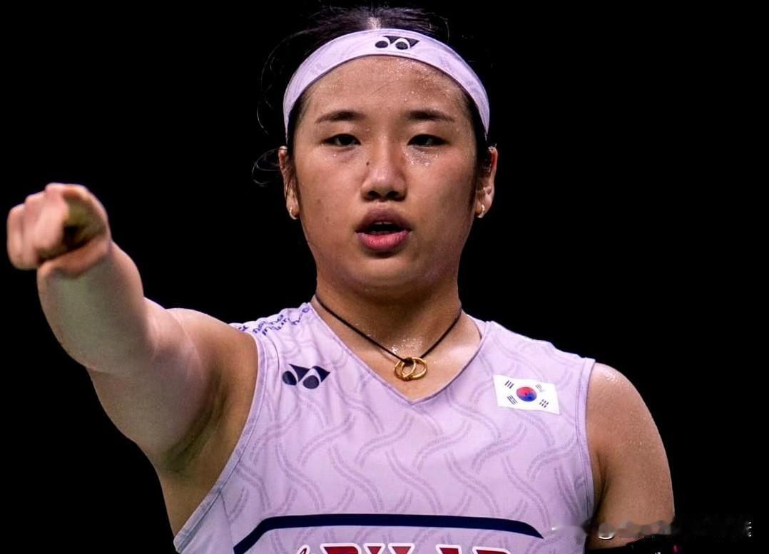 中国羽毛球大师赛，女单八强已出其6，仅2位种子，四强赛对阵如下1，安洗莹（韩
