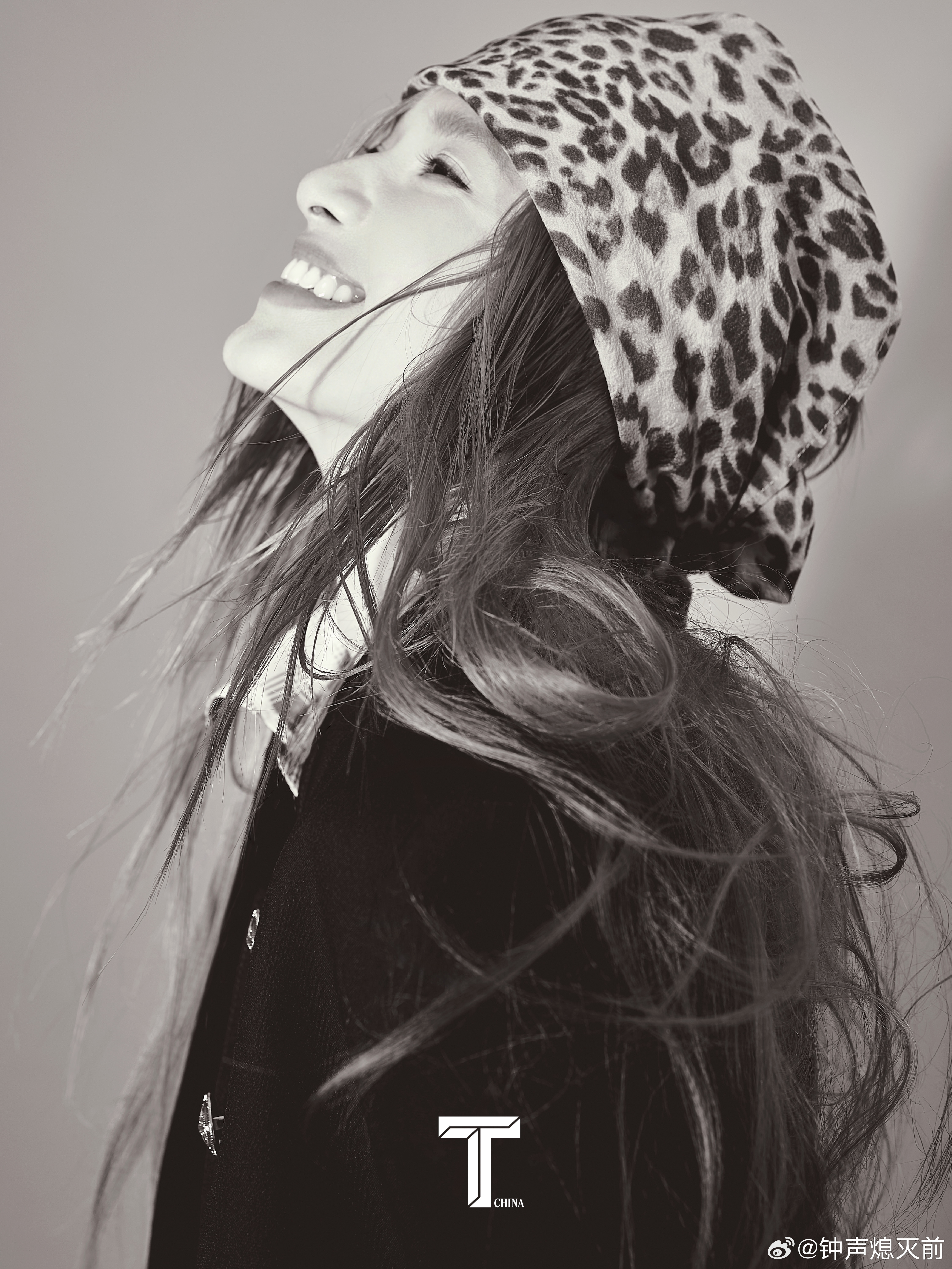 野性生动力量感，眼神中从来不缺向上的决心和勇气，张婧仪豹塑的含金量还在增加?