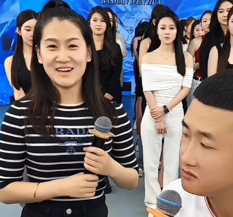 张二嫂与辛巴打PK也愿意，看开互联网！“嫂、丈”两