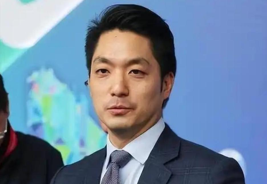 台北市市长、蒋介石的曾孙蒋万安直接把话撂下了！他当着媒体的面斩钉截铁地表示，自己