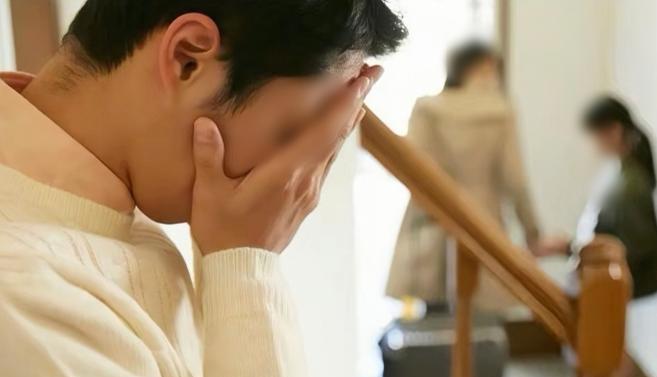 “养不到头了！”上海，一男子6年前与妻子协议离婚，16岁女儿归妻子抚养。此外二人