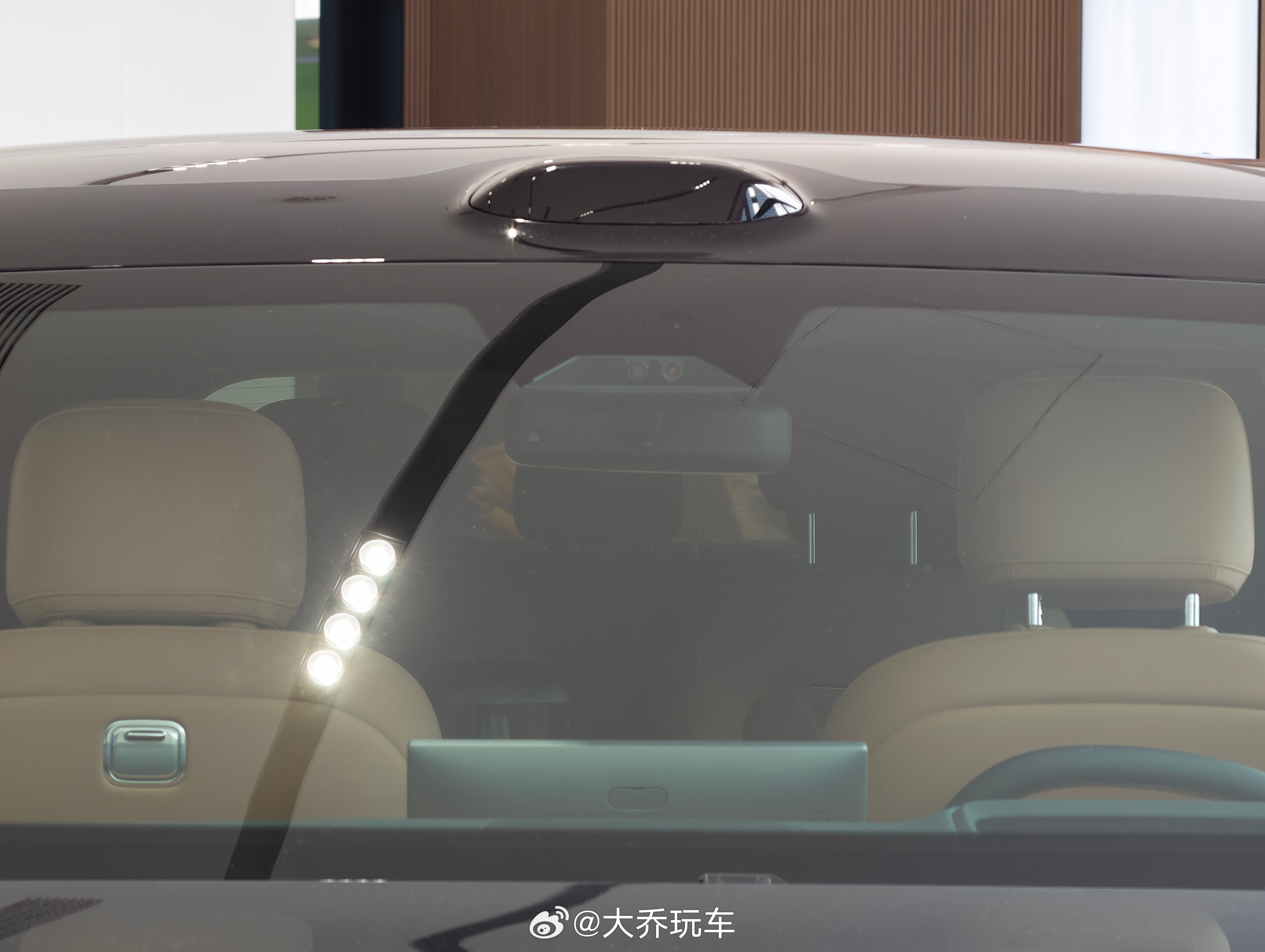小米澎程SKYNOMAD实车到店，第一时间马上过来看，现在只能看外观，内饰还没公