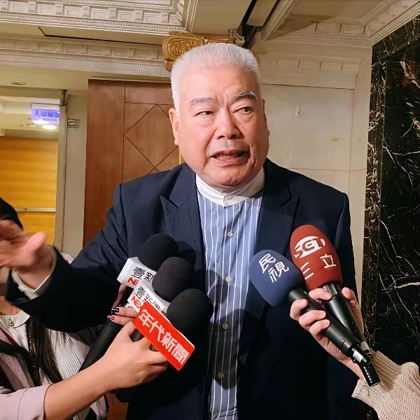 中国国民党副主席季麟连打响反制党内亲美势力的第一枪。联署并提案大选候选人必须是党