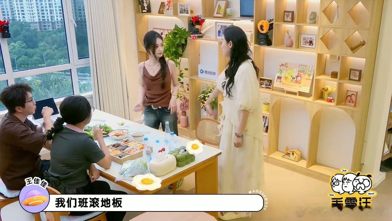 李一桐曝舞蹈生胖1斤扣50元李一桐聊起舞蹈生时期的经历，体重管控十分严苛，长胖一