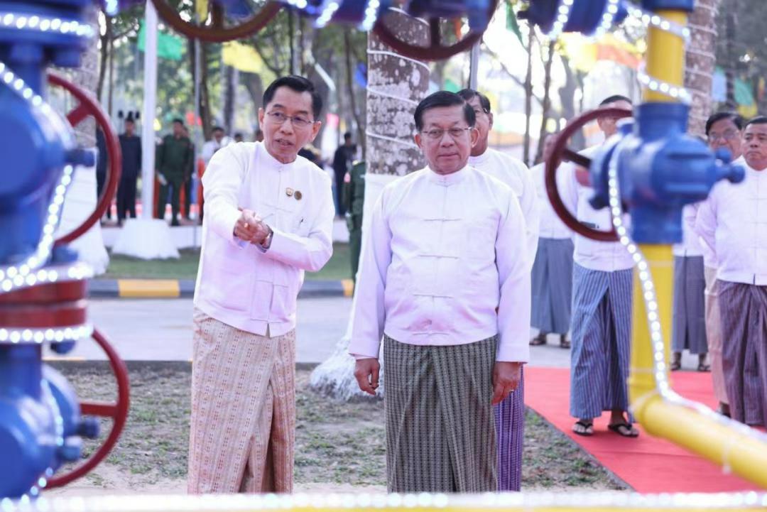 敏大将率领的缅甸军政府，将会在12月28日起，开启缅甸大选，不参选的缅甸民众，会