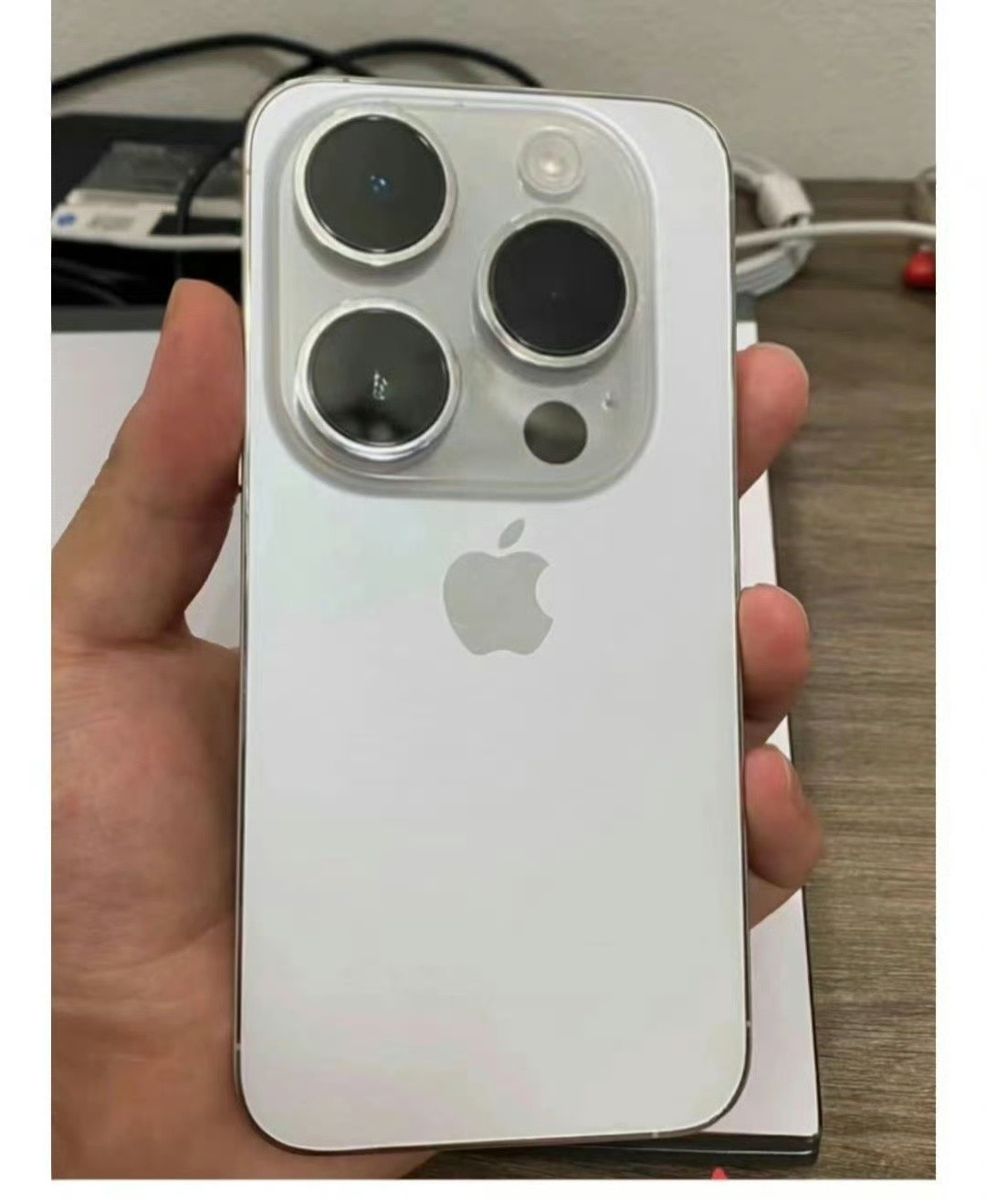 突然意识到买iPhone才是最省钱的方案