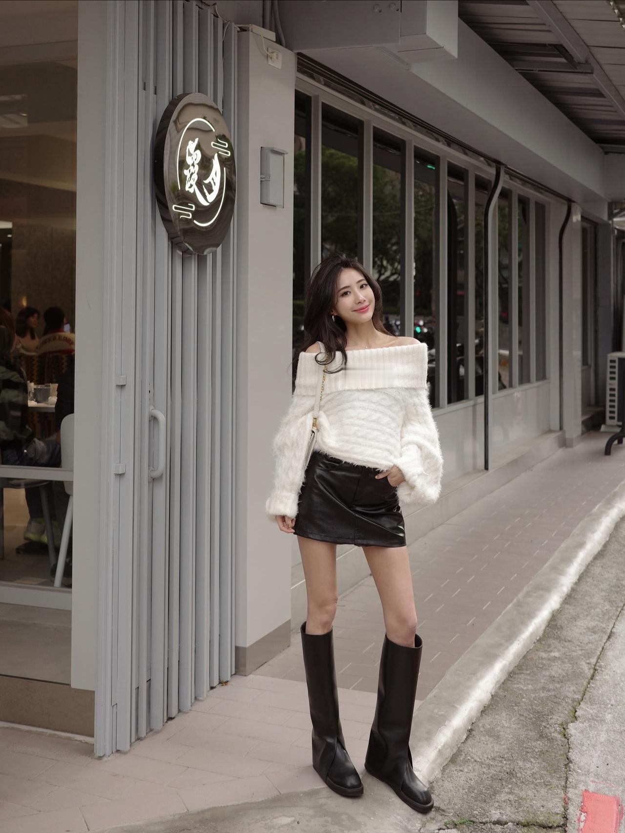 谁懂啊，今天这套搭对了！！！|||“今天是软fufu毛绒+辣妹皮裙的混搭局🌰