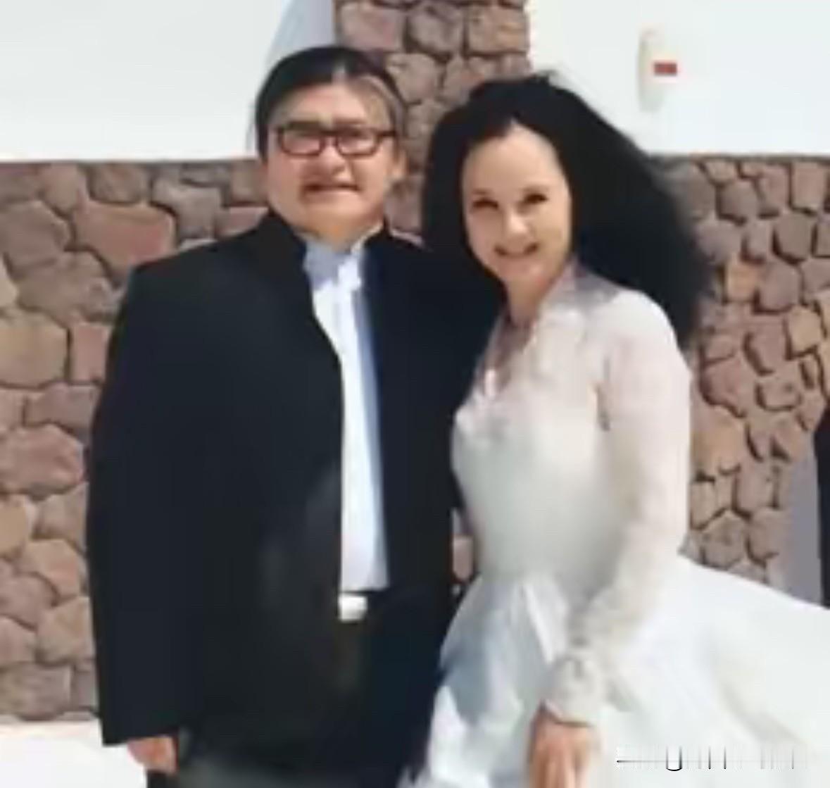 谁会料到？刘欢相遇卢璐9天即提求婚。他们的爱情故事令人动容。1987年，他们两人