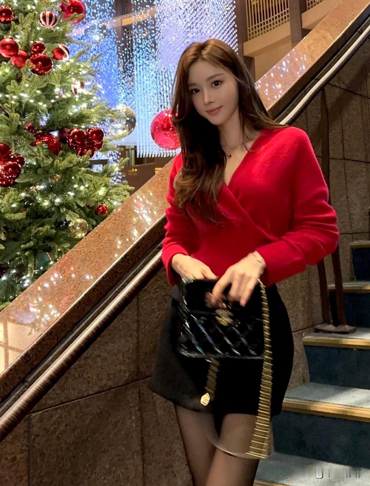 红衣配黑丝学会穿搭对女人来说有多重要呢选择一双什么样的高跟鞋好看?做精致女人