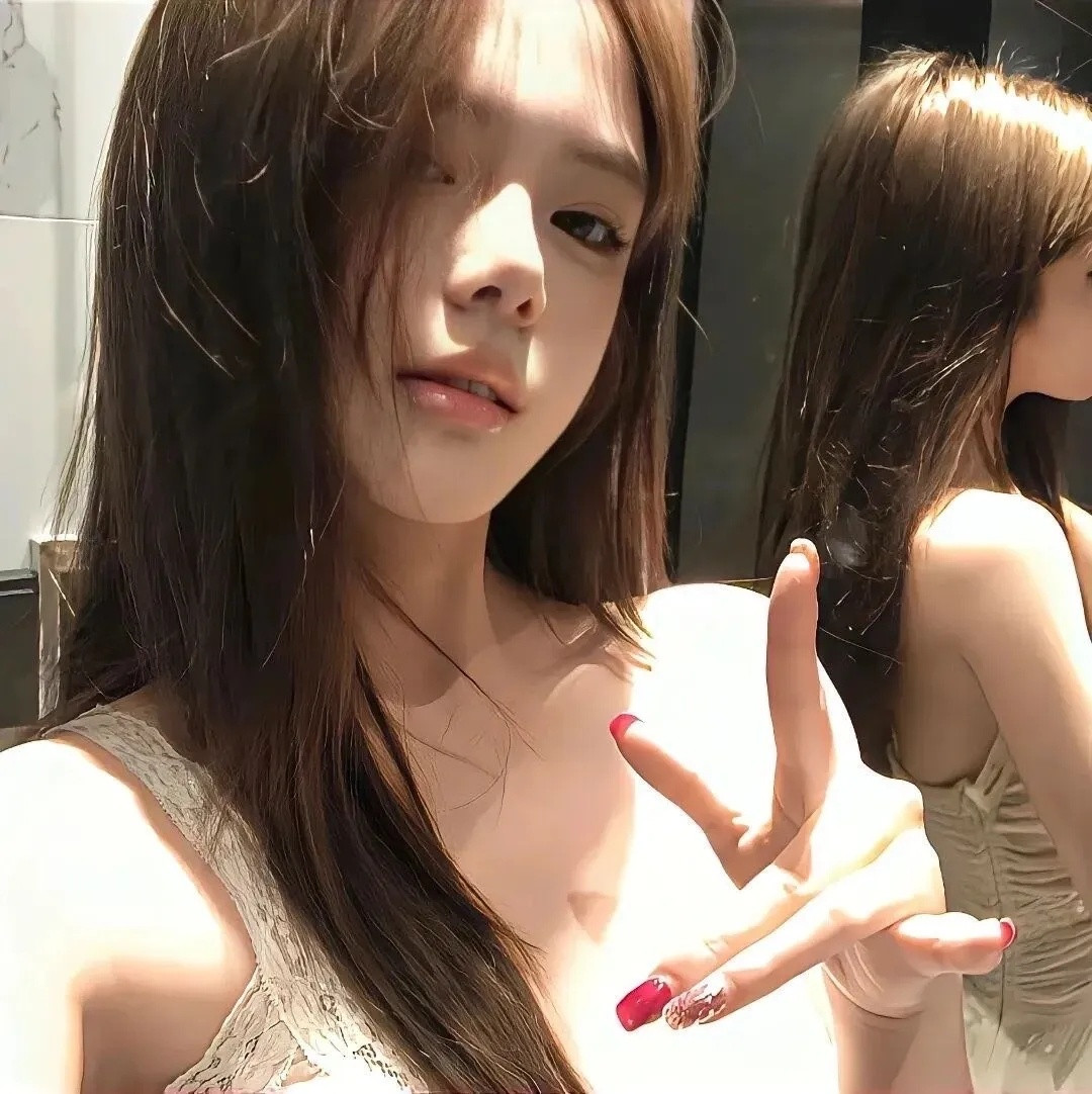 女生头像｜𝙒𝙚𝘾𝙝𝙖𝙩小众氛围感女头｜感受到幸福的时候能放慢倍速就