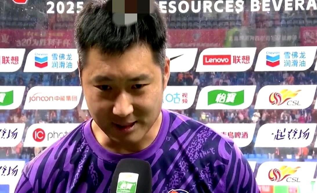 青岛海牛稳了，剩下仨队抢两个活命名额。长春亚泰必须赢大连人，平都不行。大连人