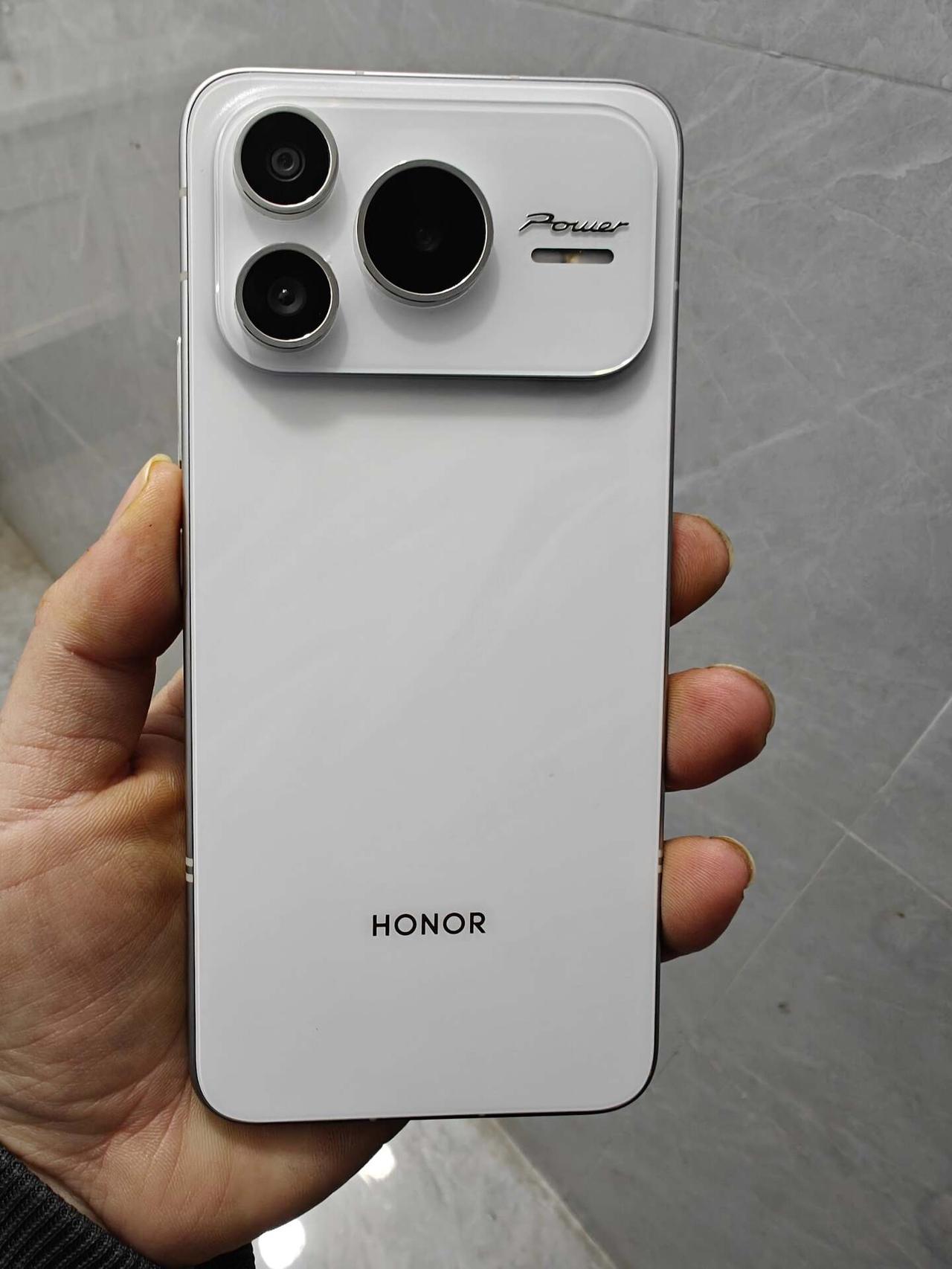 很多博主都在推荐的荣耀Power2，用了一个月了，不吹不黑！真实体验全说透，纯个