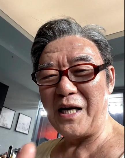李立群曾表示，台湾地区所有的房子和地都是你买了后，永远都属于你的了，你可以传代，