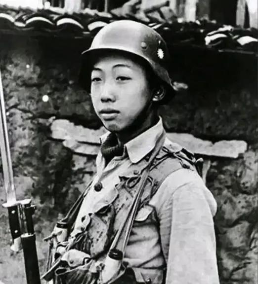 血战南昌：无名英雄强三娃两枪毙命日军恶魔饭野贤十，42年后真相震撼中日！