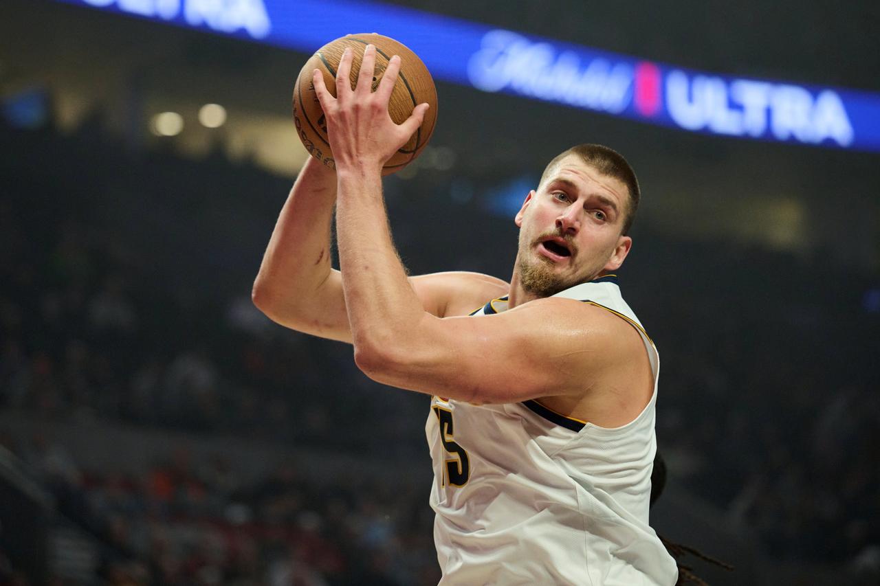 数据帝：约基奇追平詹姆斯并列历史第二，东契奇超库里成近64年首人！一、在掘金1