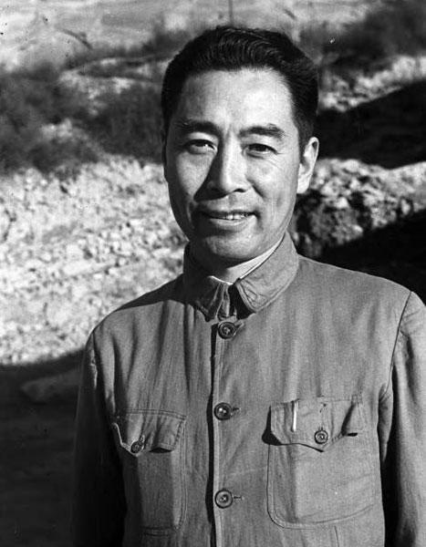 1971年6月，周总理来到南京视察工作。入住宾馆的第一顿饭，给上了四菜一汤，周总