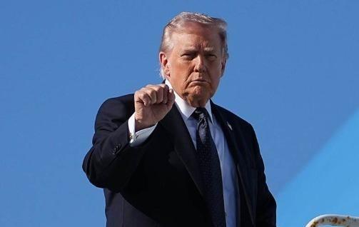 谢谢你张召忠！你真是伟大的预言家！2015年你就说过：“美国啥也不干，让东方大国