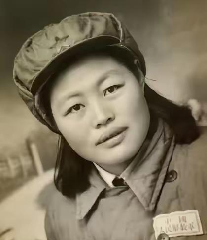 我的母亲今年96岁，41年12岁参加八路军。一直战斗在沂蒙山抗日根据地，历经了抗