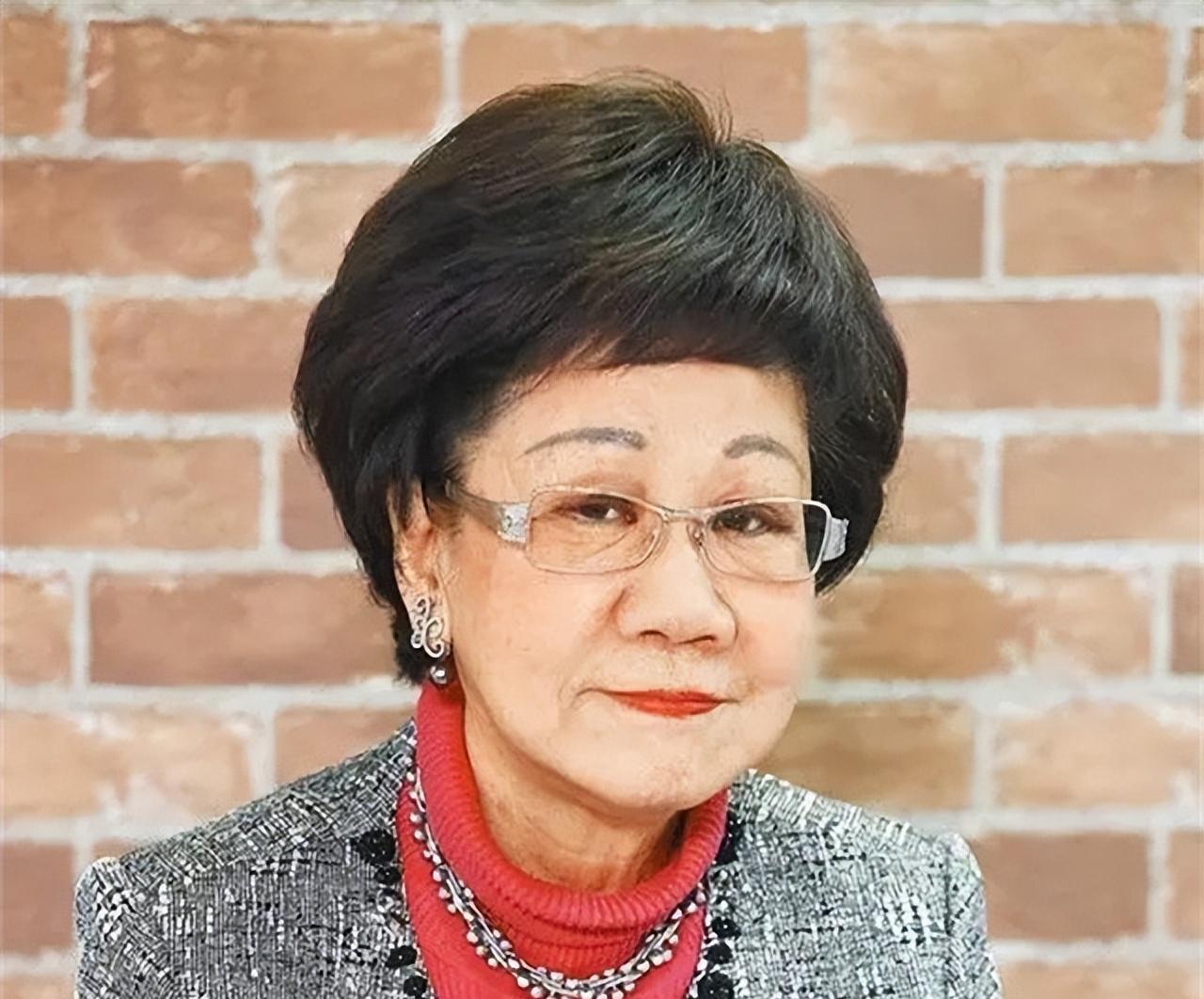 吕秀莲转向了，但转到了哪里？吕秀莲最近说了一些话，让不少人激动。她公开承