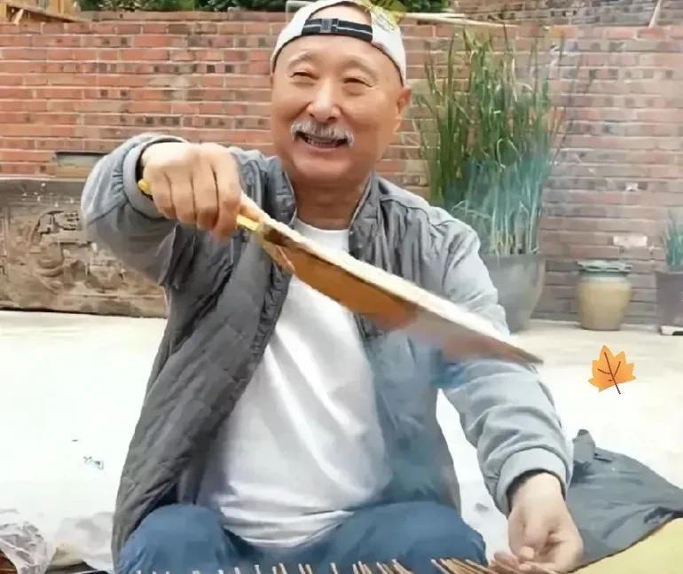 截至8月20日11:00，《戏台》已经上映了27天。昨天也就是8月19日，《