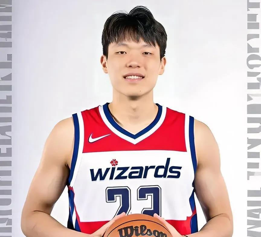 杨瀚森选秀危机！试训过多致排名暴跌5位，首轮梦碎？19岁新星未来何去何从
