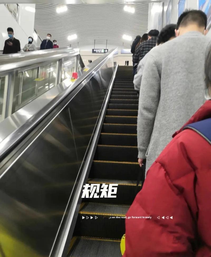 记录者闲话上海有多少条地铁、多少个机场、商场、超市？多少个地铁站？每个