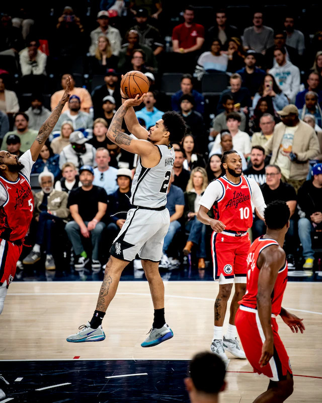 迪伦-哈珀赛后谈到即将到来的季后赛“这是我的生涯第一年，我非常兴奋能进入季后赛。