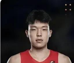杨瀚森成了低迷的中国男篮最闪亮的一道光——杨瀚森以高顺位被开拓者队选中，做为杨瀚