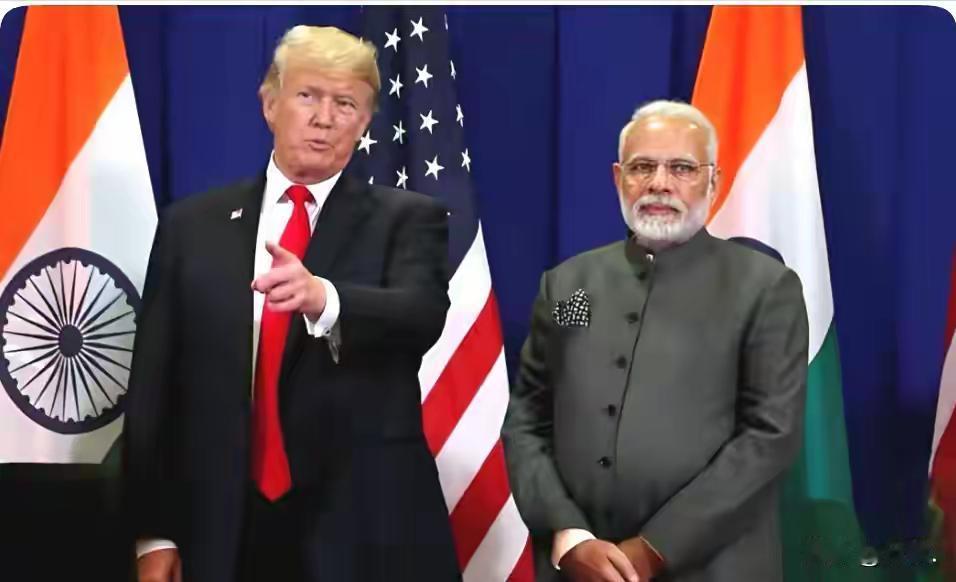 今年年初，美国突然搞了一出“关税大戏”，直接把矛头对准中国。可谁也没想到，打着打