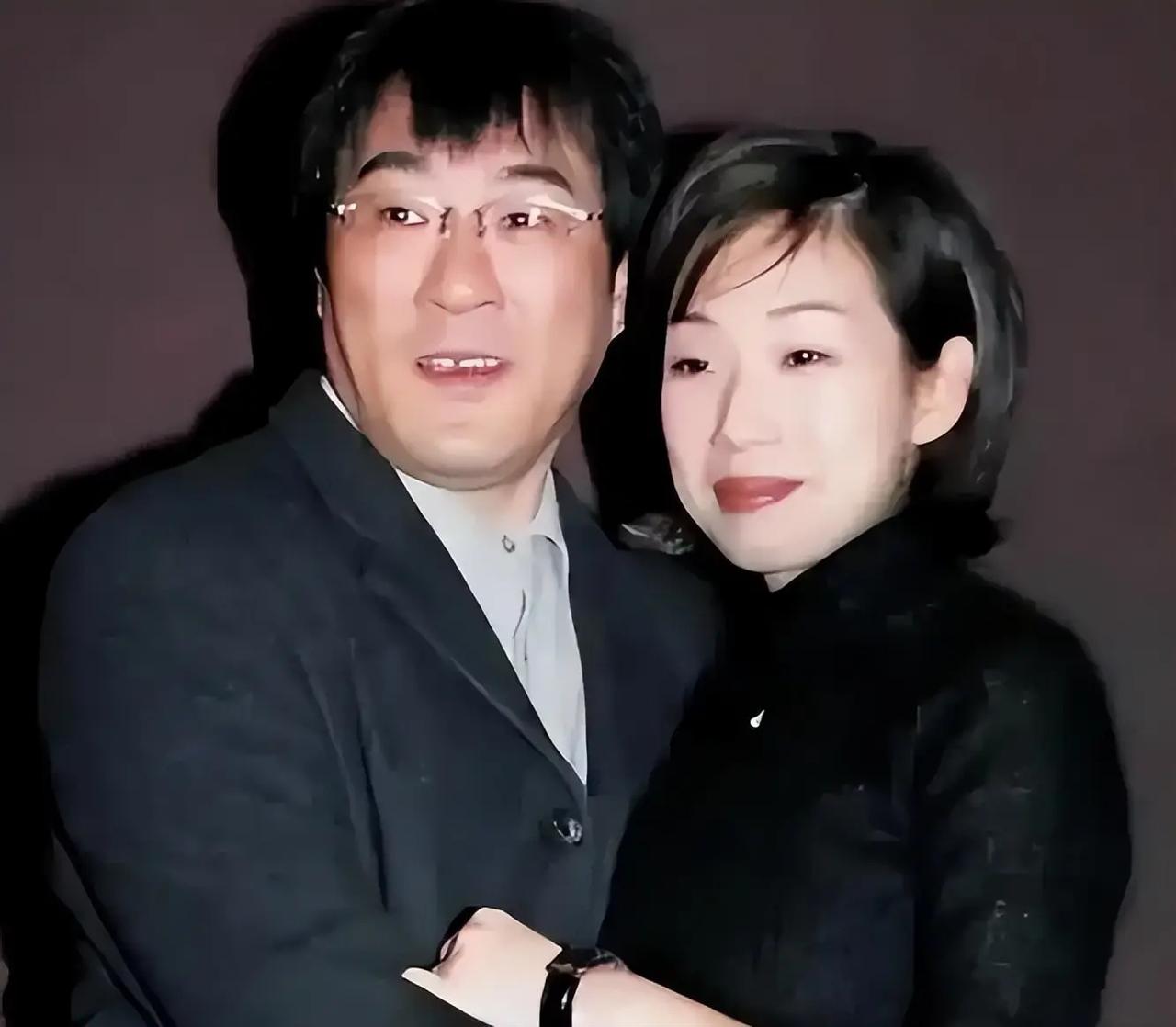 1994年，李宗盛婚内爱上林忆莲，两人为了寻求刺激就悄悄同居，结果没多久，林忆莲