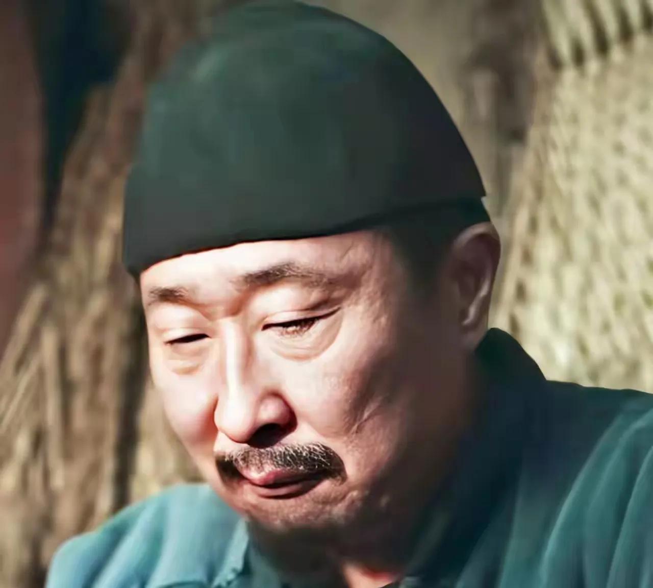 最近电视剧《生万物》在播放，看了几集，对林永健的表演有点感兴趣。这个演员就是不