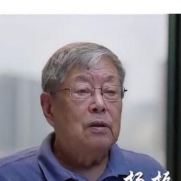 杨振宁的弟弟杨振汉，不查真不知道，人生超精彩！他打小喜欢机械，上海交大毕业后就搞