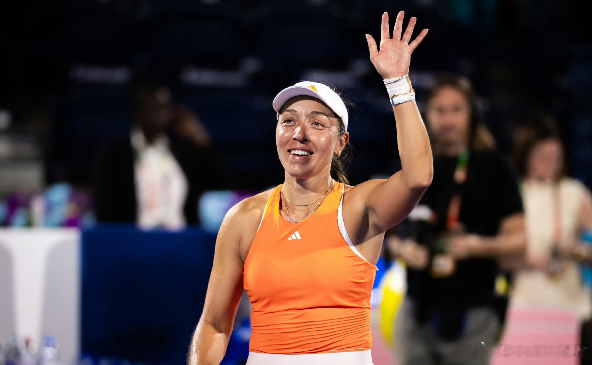 佩古拉6-2/6-4斯维托丽娜，终结1000赛决赛三连败，夺得1000赛第4冠、